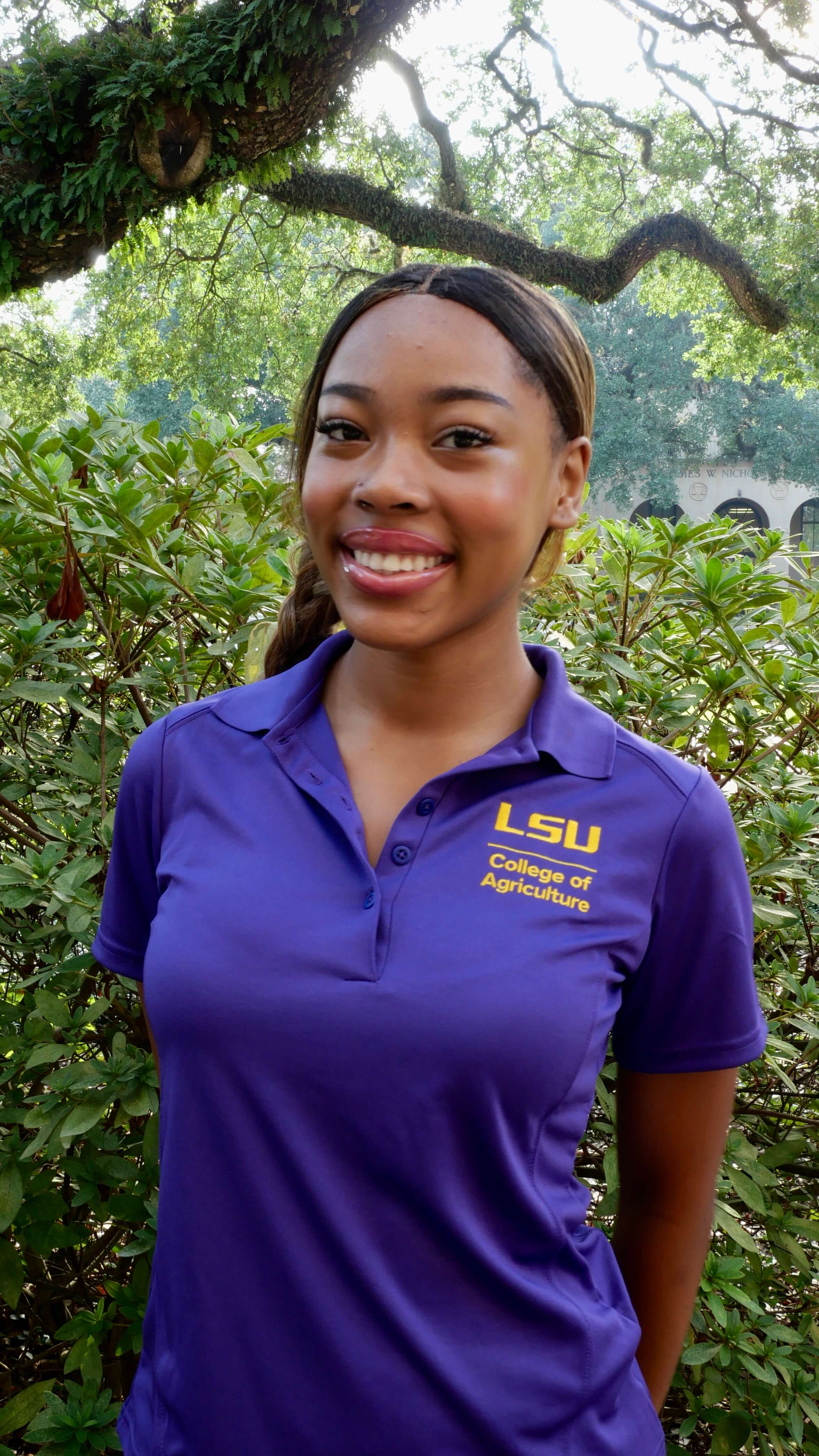 Rylie Hutchinson Headshot