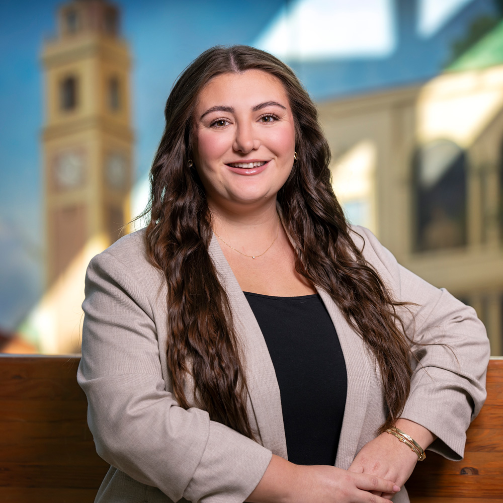 Kristen Matthews headshot