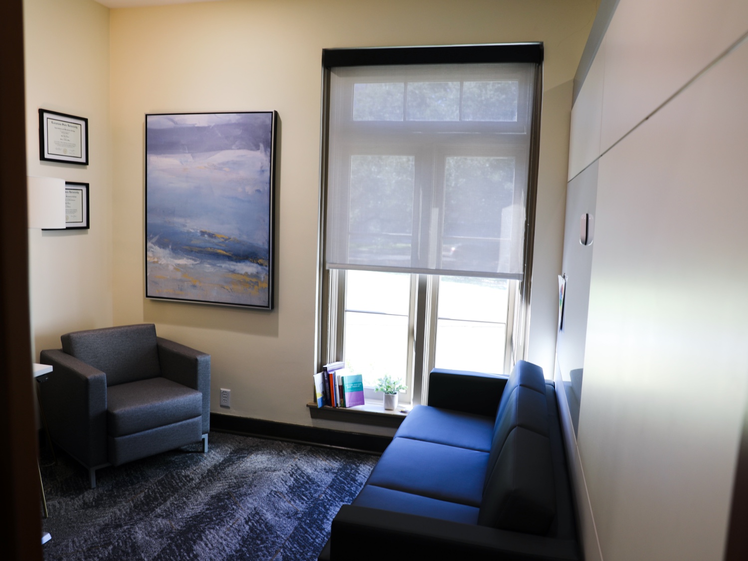 Image of the LSU Ogden Honors College's mental health space located in the French House.