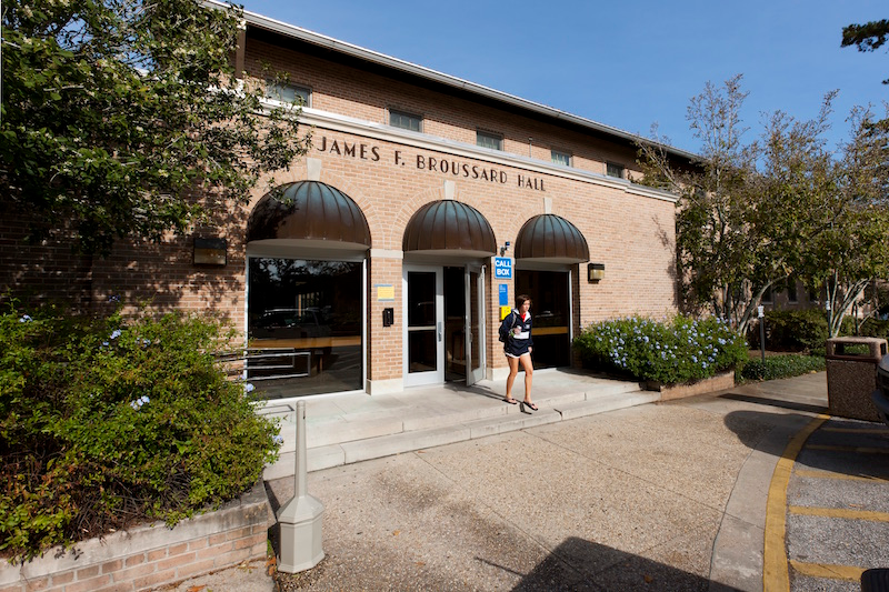 broussard hall exterior