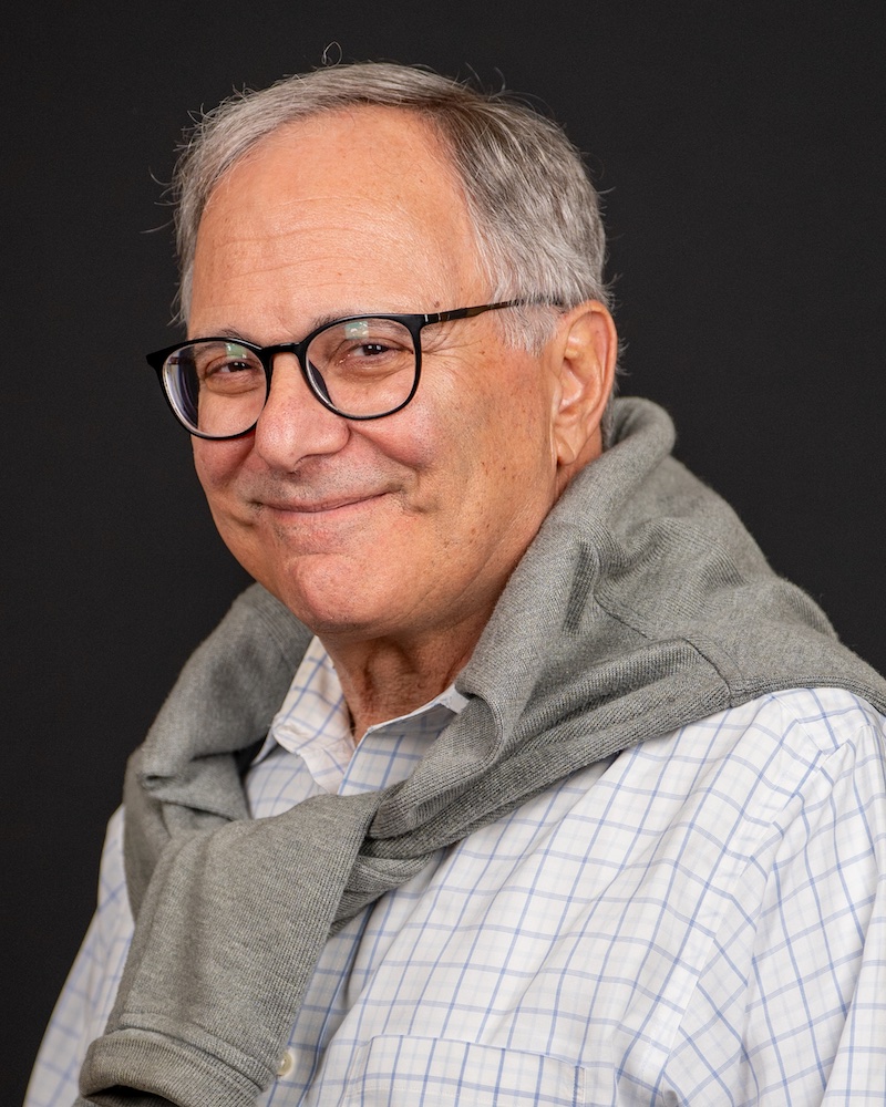 Len Apcar Headshot of Len Apcar