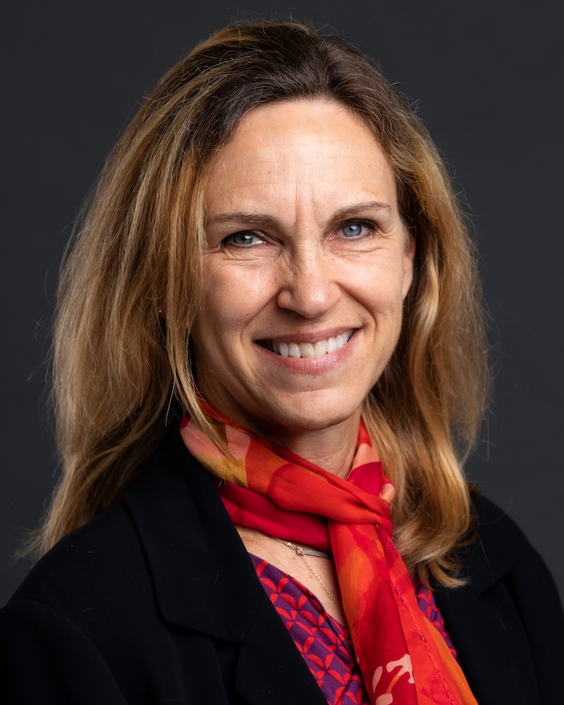 Sara Bongiorni Headshot of Sara Bongiorni