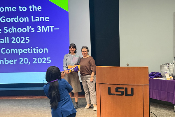 Melanie Wilson at the 3-minute thesis competition